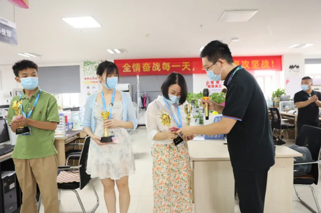 激情時刻！榮耀時刻！